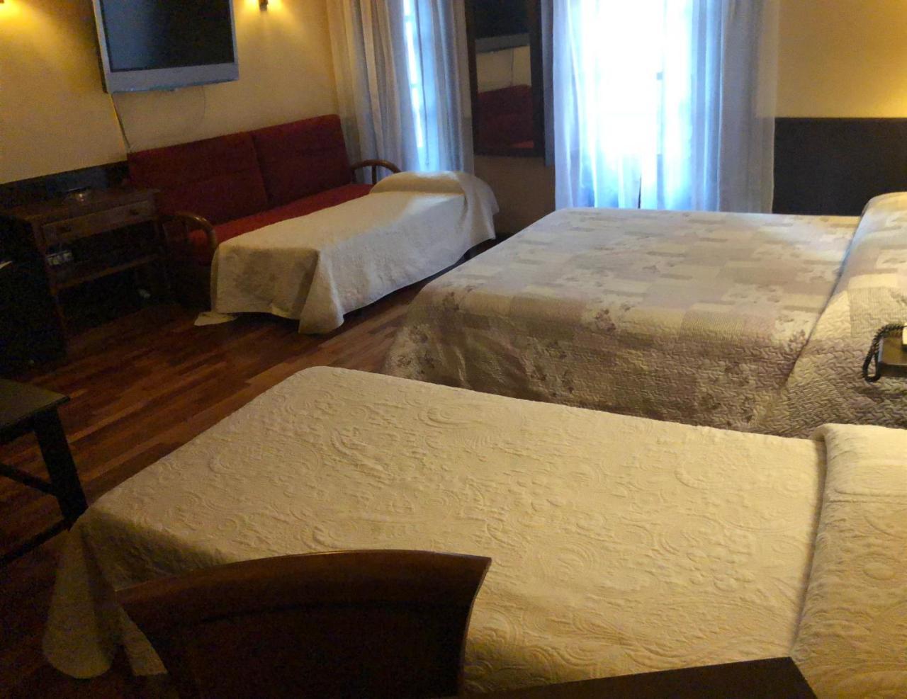 Hosteria Casa Vallejo Salamanca Bagian luar foto